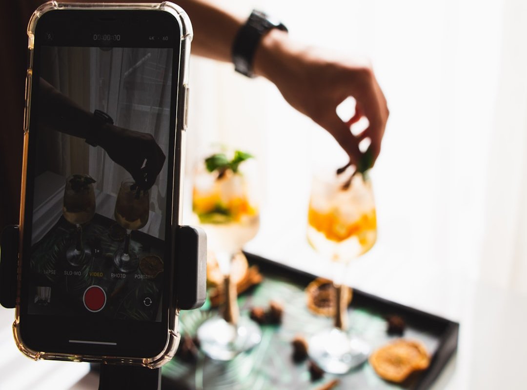 How to Capture Great Drink Photos With Just Your Smartphone